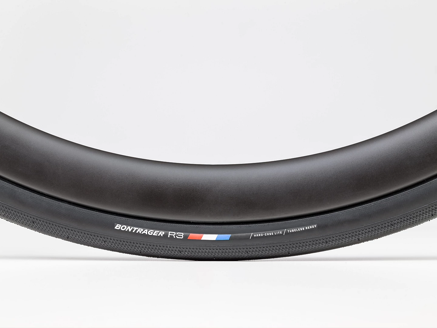 Bontrager Cubierta R3 Hard-Case Lite TLR Carretera 700C x 25mm Negro - Imagen 3