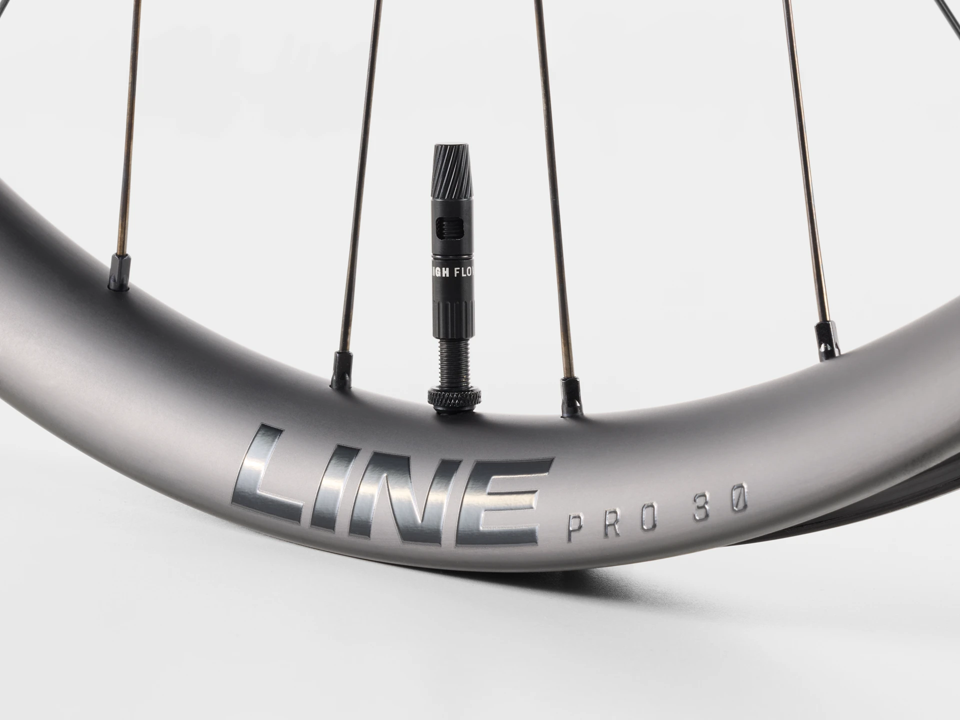 Bontrager Juego Adaptador Válvula Alto Flujo - Imagen 3