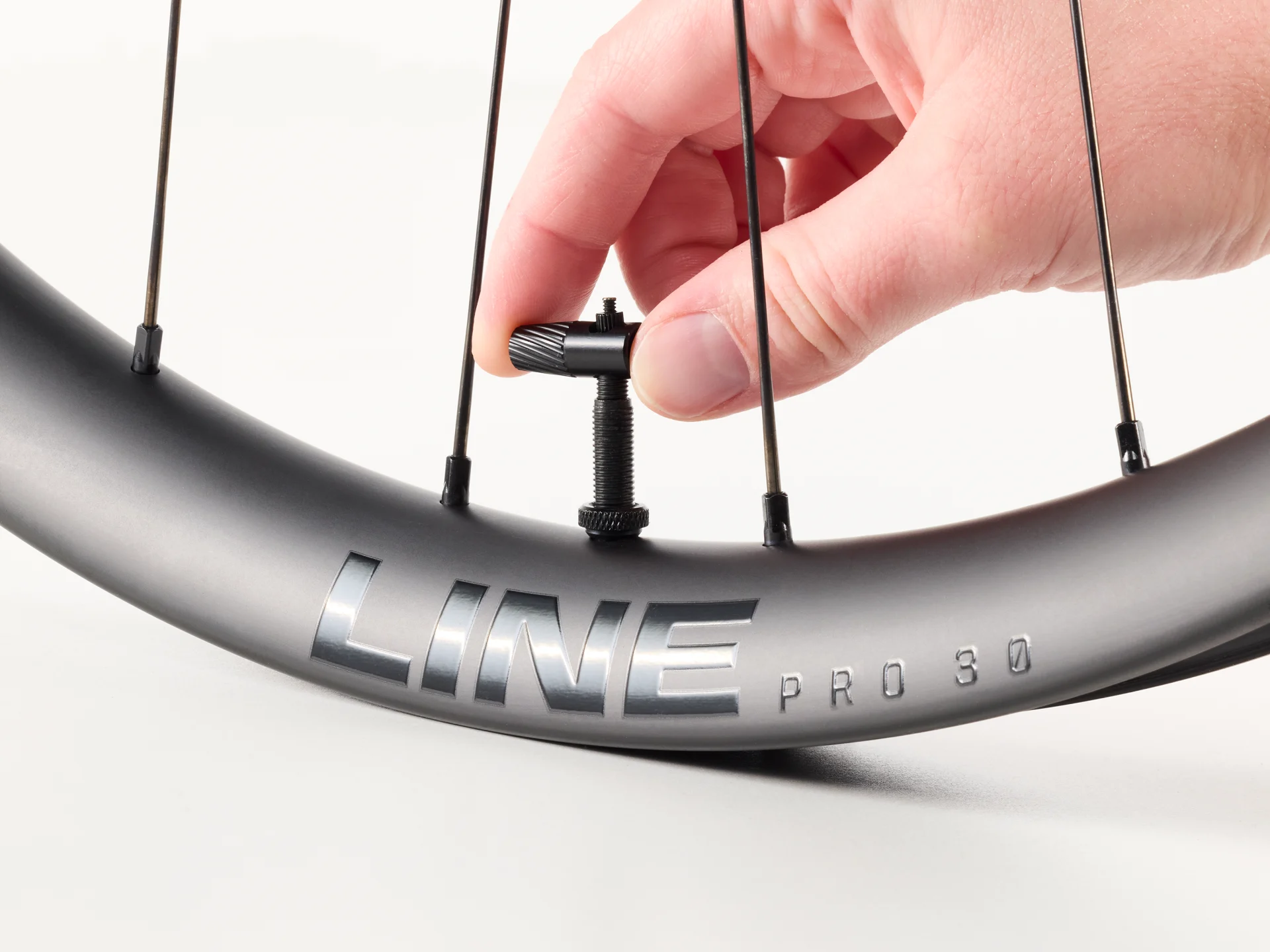 Bontrager Juego Adaptador Válvula Alto Flujo - Imagen 2