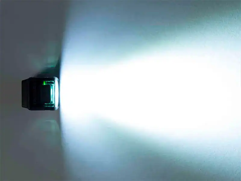 Bontrager Luz ION 200 RT + Soporte 2 tornillos - Imagen 2
