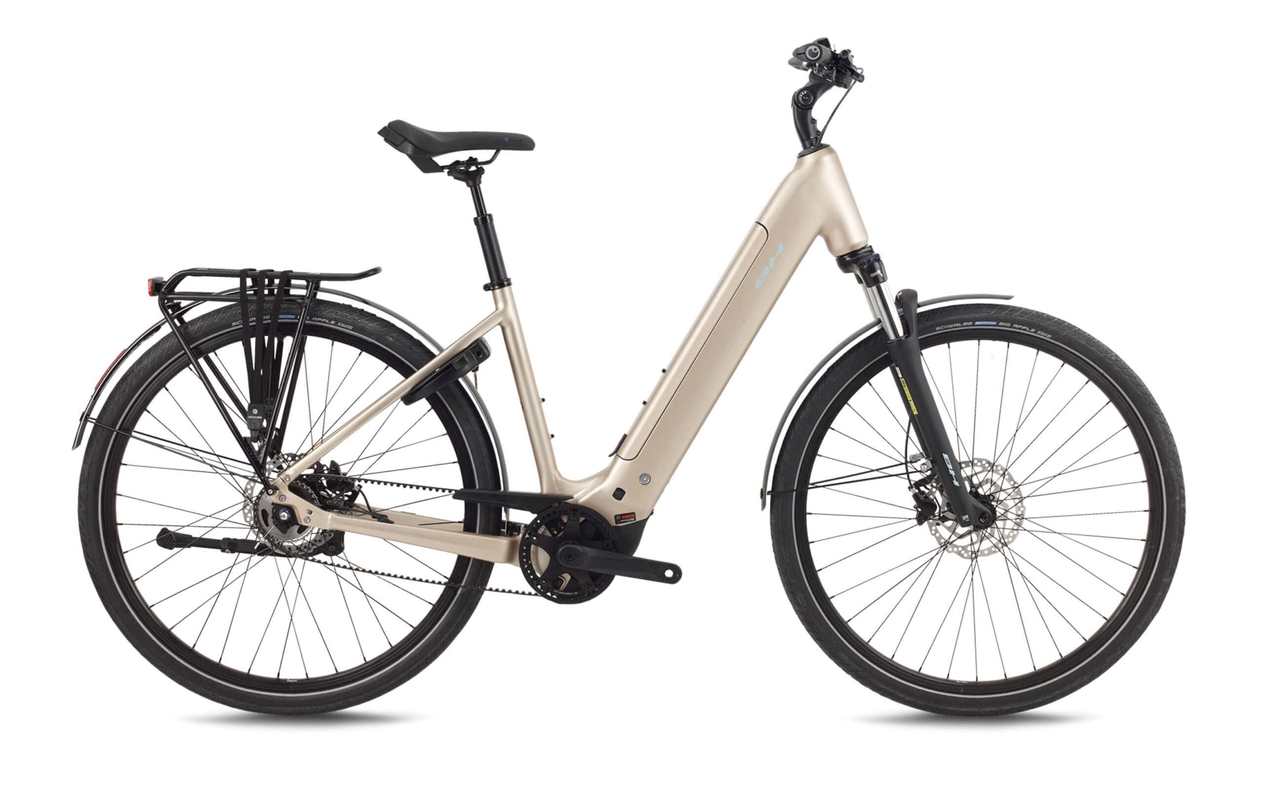 Electrica bicicleta de montaña plegable con bateria potente y frenos de disco para ciclistas aventureros.