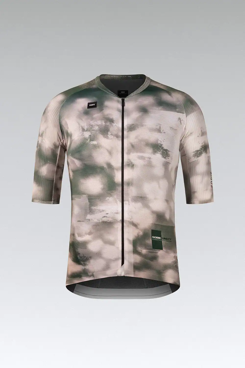 Maillot de ciclismo corto Reactive Gossy con diseño camuflaje en tonos verdes y grises.