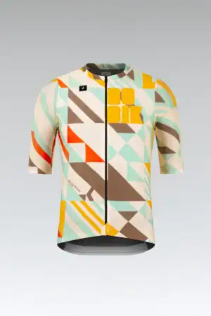 Camiseta de ciclismo con diseño geométrico colorido, ideal para rutas en bicicleta.